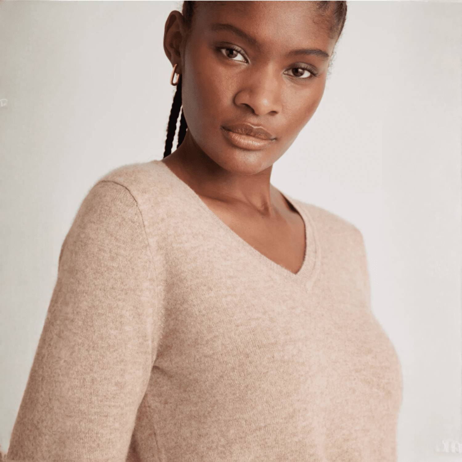 The Amara V-Neck - Image 4